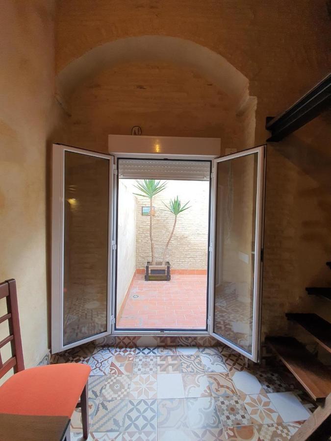Coqueto Dupex En El Casco Antiguo De Triana Lägenhet Sevilla Exteriör bild